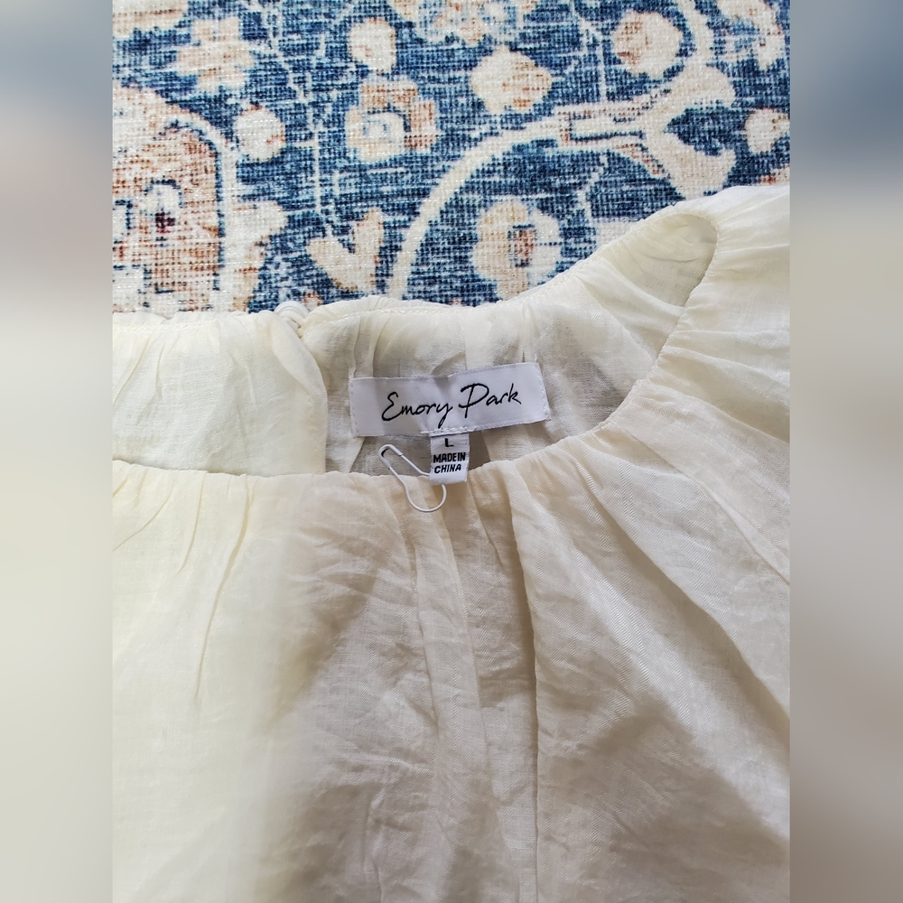 Emory Park Crop Top Long Puff Sleeve cropped blouse Ivory cream New Large - Picture 7 of 13
